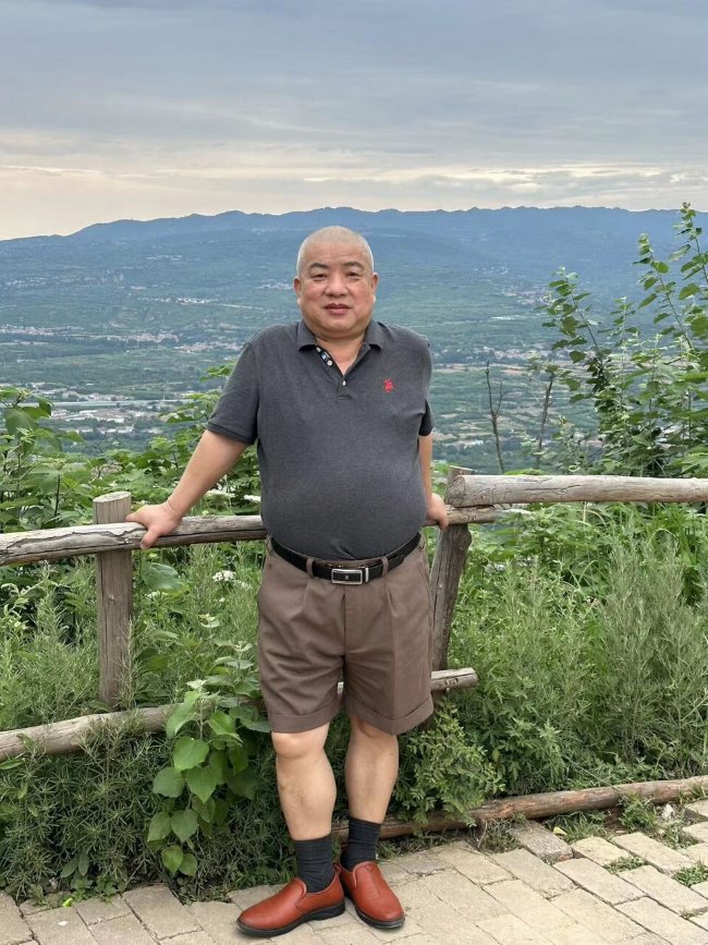 白胖儒雅帅叔