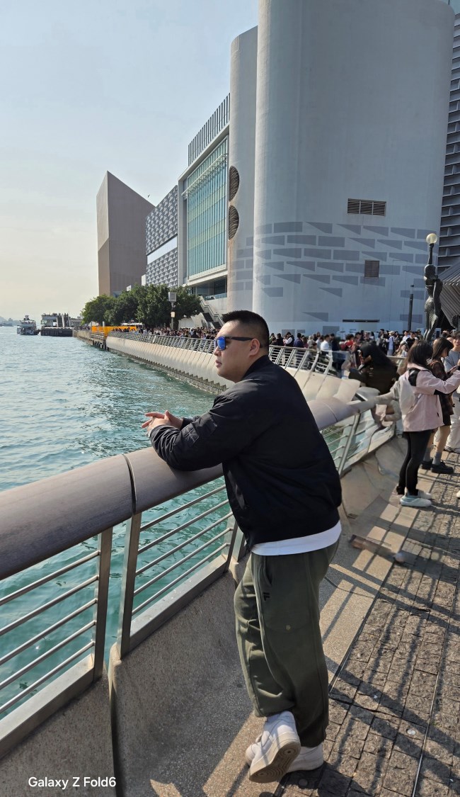 黑痞肉壮小天